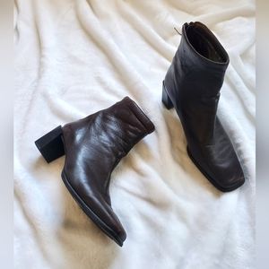 Stuart Weitzman vintage ankle boot